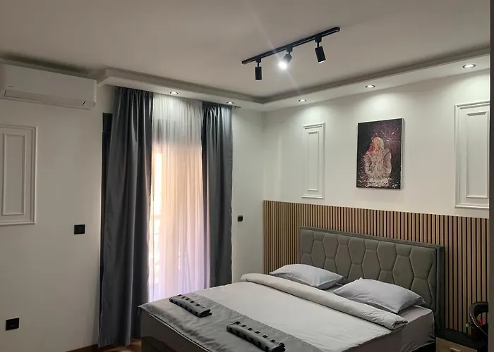 Ad Luxury