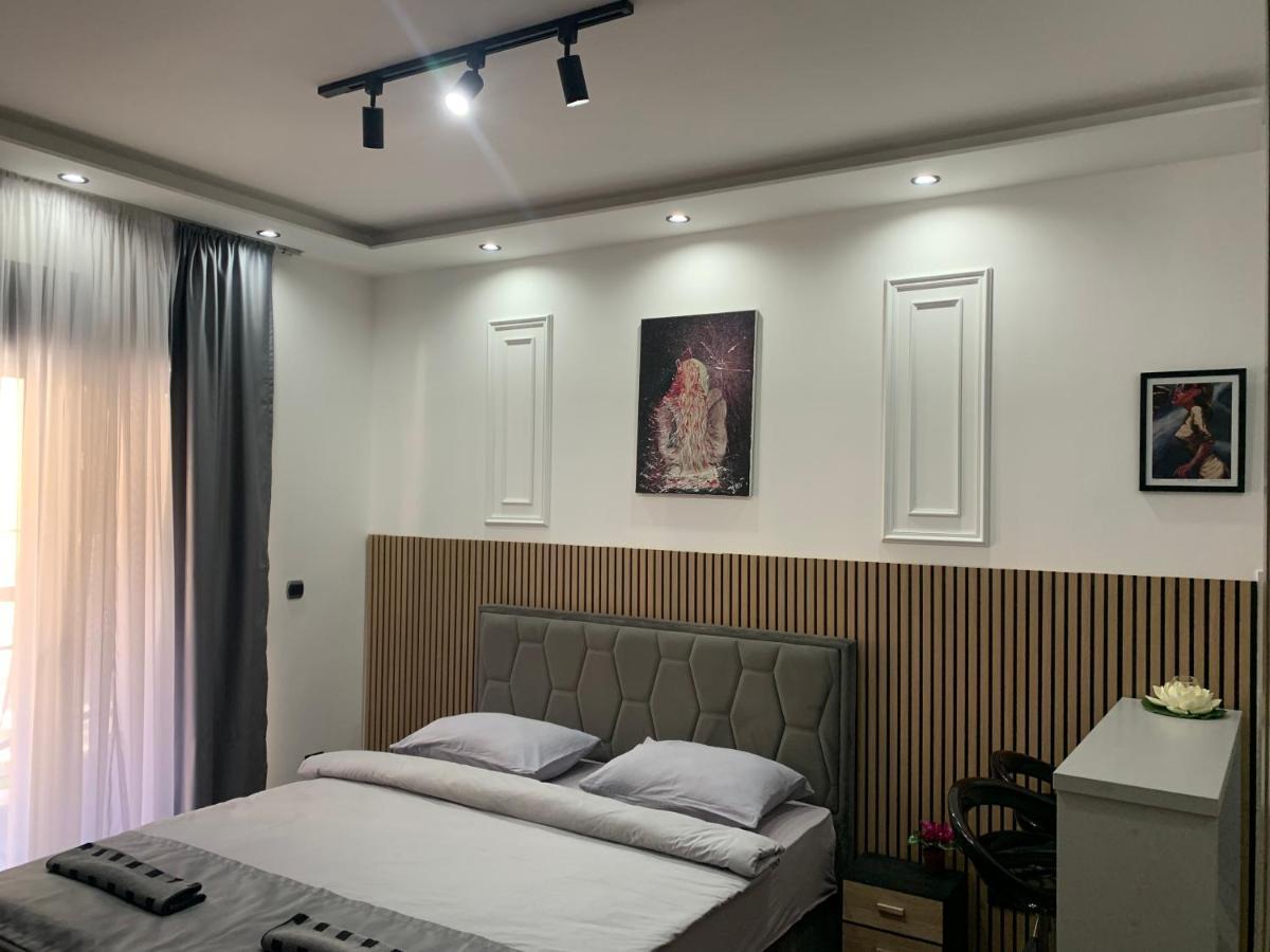 Ad Luxury Podgorica
